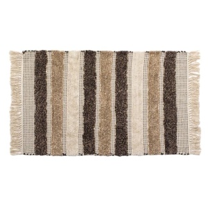 Covoras decorativ pentru iarna, din bumbac, model cu dungi reliefate si franjuri, 100x70 cm, maro/bej
