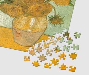 Puzzle din 300 piese, pictura Sunflowers a lui Vincent van Gogh, Dimensiune 39 x 27 cm - Img 3