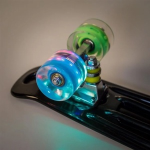 Skate Pennyboard, Aluminiu, cu Maner si LED, 100 kg, 56x14cm, multicolor - Img 5