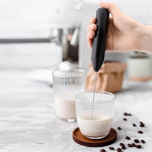 Mini Mixer pentru lapte, cu suport, functioneaza cu baterii, 22 cm lungime, negru - Img 2