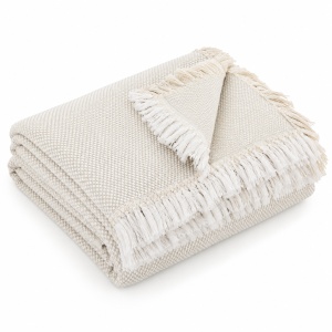 Cuvertura decorativa pentru canapea cu patru locuri, Model cu franjuri albe, Dimensiune 340x180 cm, Crem
