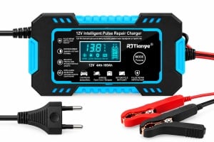 Redresor Auto Smart 12V, 4-100Ah, Reparare Baterie prin Impulsuri, Display LCD, Mod Iarna/Vara, Auto/Moto