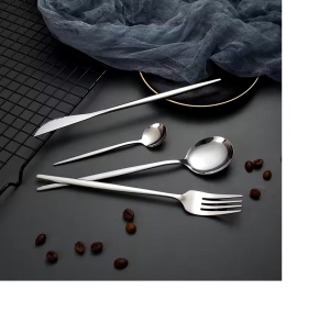 Set 24 tacamuri in stil portughez, din otel inoxidabil, persistenta indelungata, design ergonomic, Argintiu - Img 2