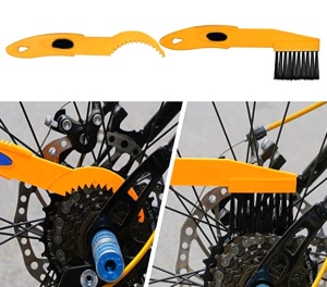 Set cu 5 perii si o laveta din microfibra pentru curatat biciclete, portocaliu - Img 4