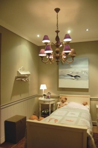 Cornisa decorativa din poliuretan P819 - 6.8x6.4x200 cm - Img 3