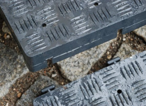 Podea evenimente PROFIFLOOR - din PE 100% reciclat, 5 cm grosime - 50x50 cm - culoare antracit - rezistenta 90 t mp, UV-rezistent, fire safety - Img 5