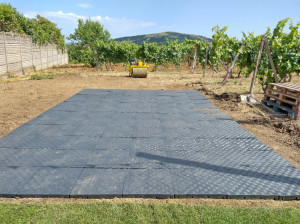Podea evenimente PROFIFLOOR - din PE 100% reciclat, 5 cm grosime - 50x50 cm - culoare antracit - rezistenta 90 t mp, UV-rezistent, fire safety - Img 4
