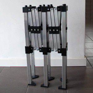 Masa - pult de prezentare pliabil - tip acordeon - inaltime reglabila 85-110 cm - aluminiu, cu blat metalic - dimensiune blat 285x70 cm - max 100Kg - Img 2