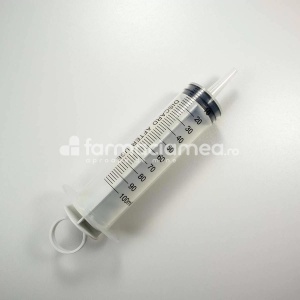 Seringa 100 ml cu ac, China