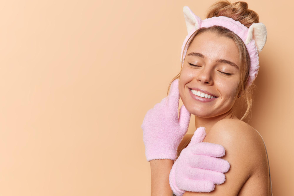 Rutina anti-aging la 30 / 40 / 50+: cum îți adaptezi rutina de îngrijire a pielii