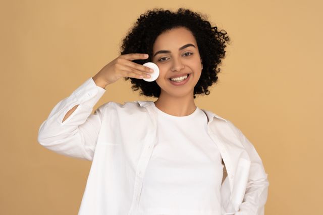 Ghid complet anti-aging pentru toate vârstele: cum să îți menții pielea sănătoasă și frumoasă