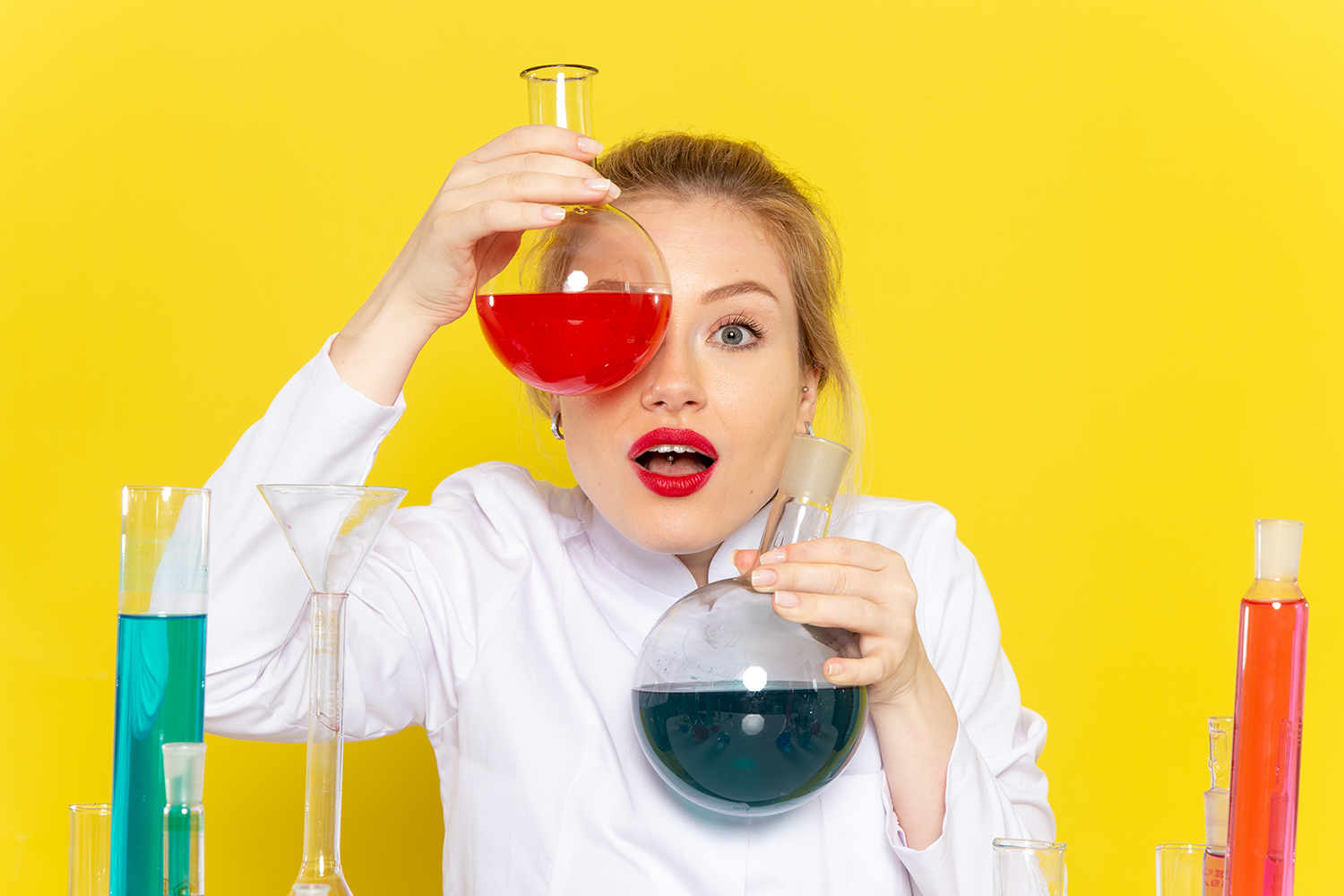Biotech Beauty: ascensiunea ingredientelor de îngrijire a pielii crescute în laborator