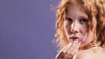 Psoriasis vulgaris: ce este, cum se manifestă și cum poate fi ținut sub control