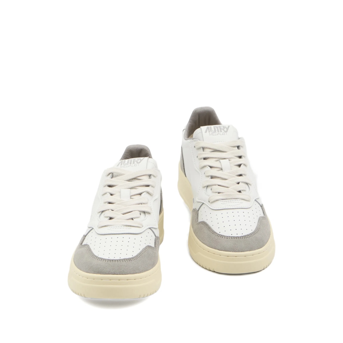 35mm Medalist perforated sneakers - Img 3