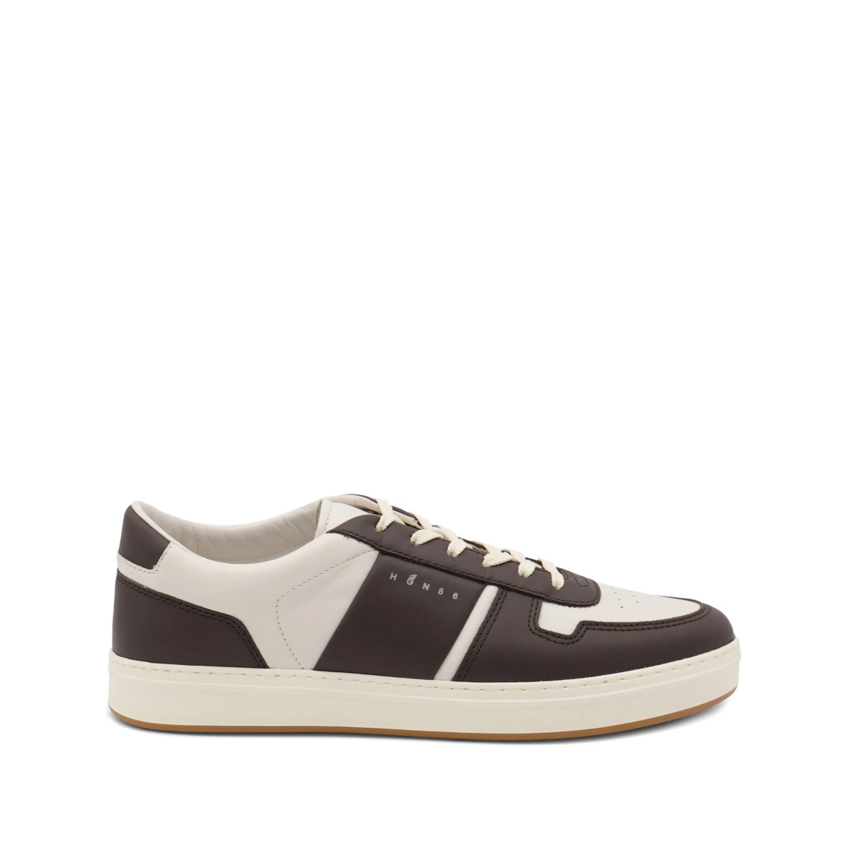 leather panelled low-top sneakers