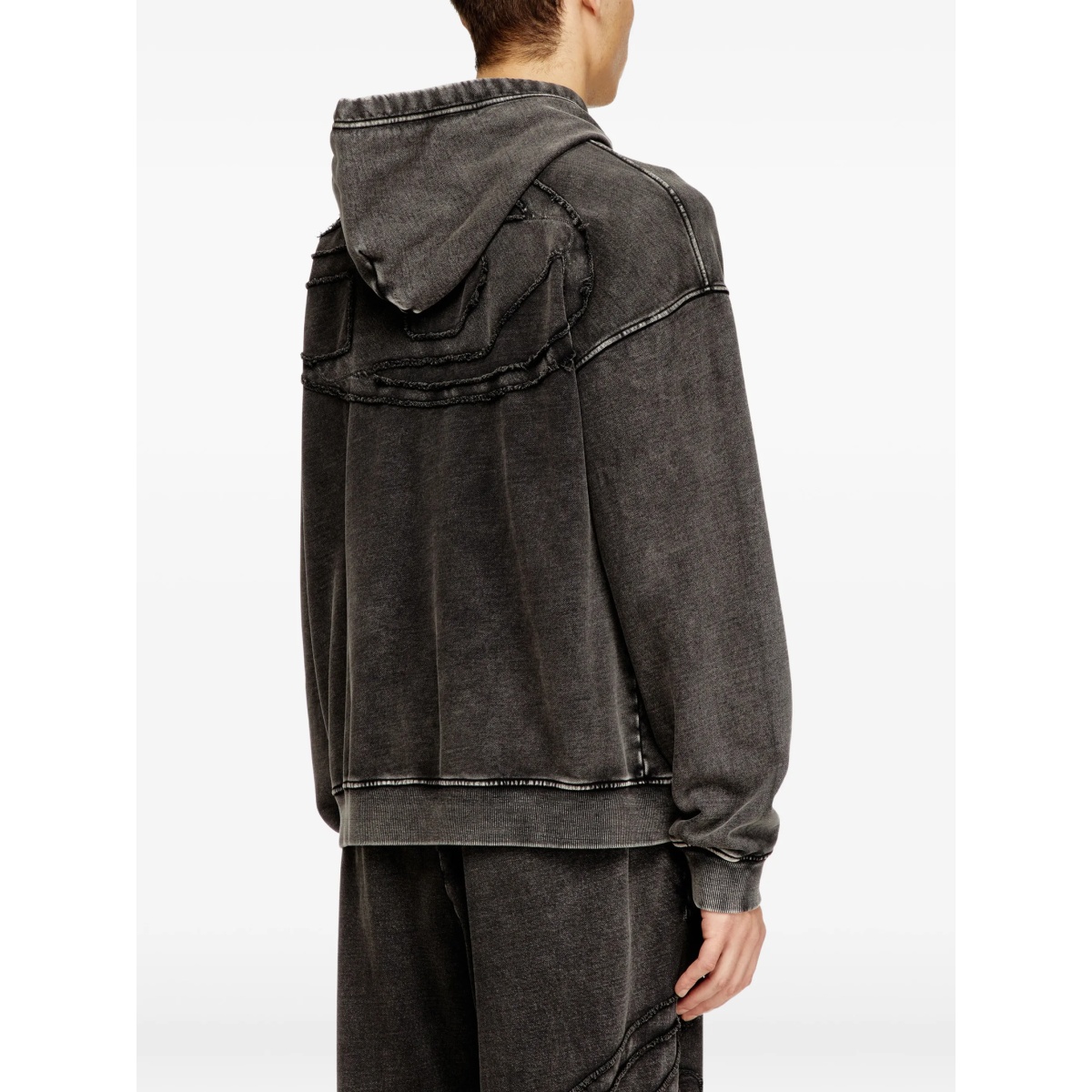 S-Boxt-Hood-Den drawstring oval-patch hoodie - Img 4