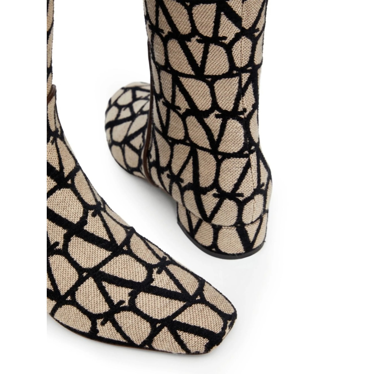 Toile Iconographe VLogo Type boots - Img 5