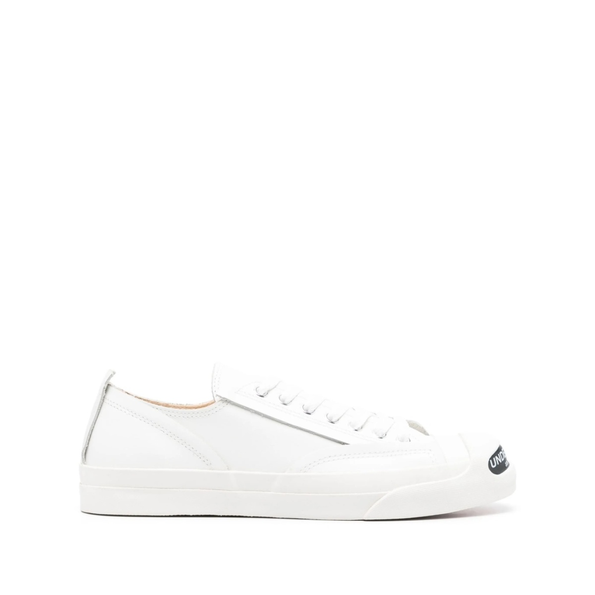 UC2D9F02 sneakers