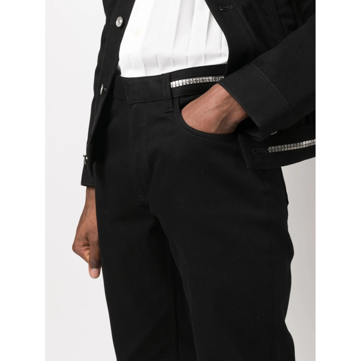 4G chain-embellished skinny jeans - Img 5