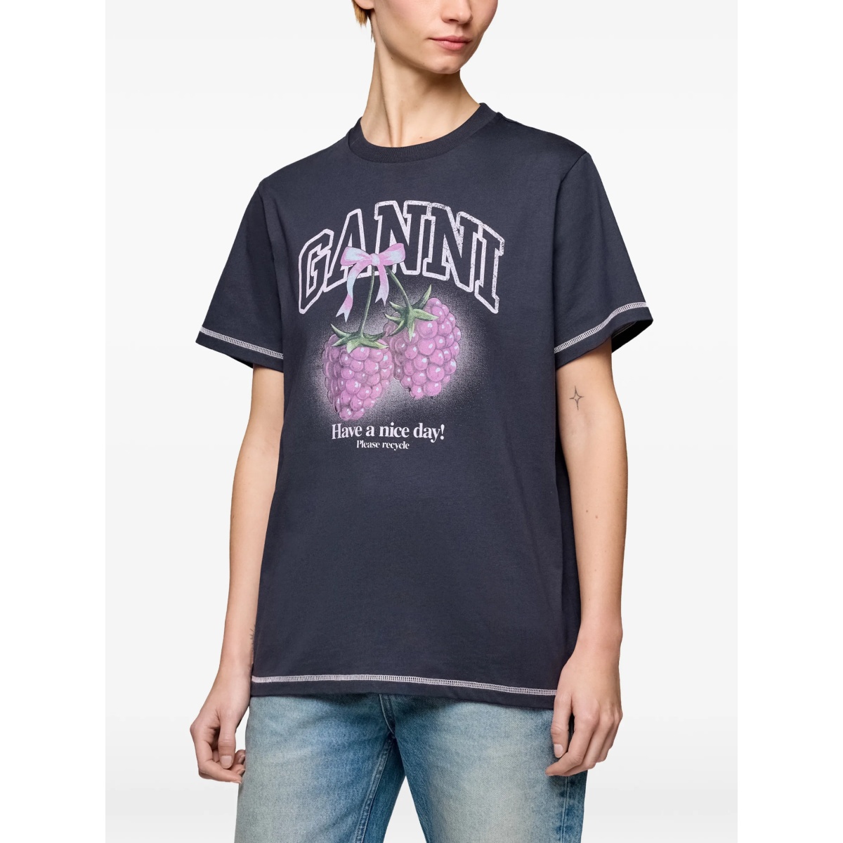 graphic T-shirt - Img 3
