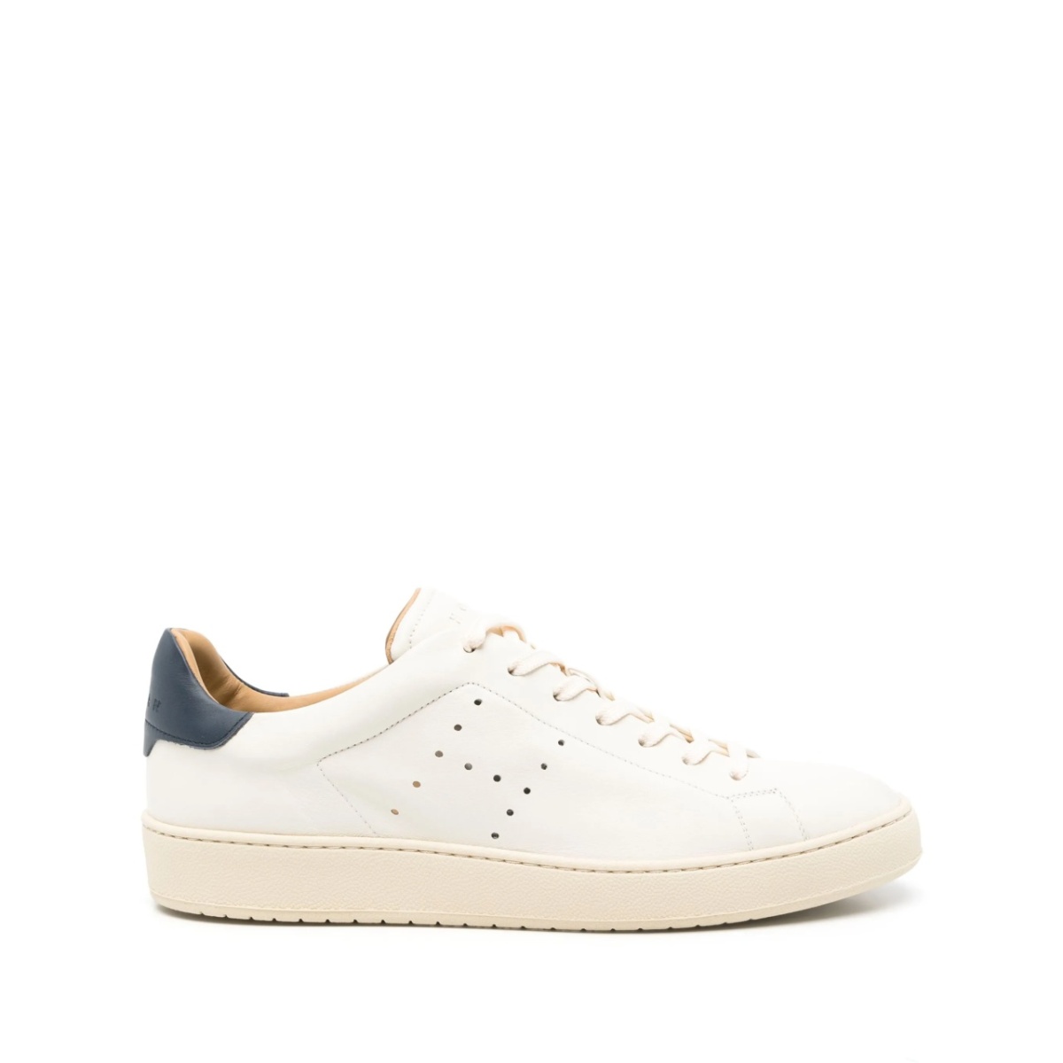 H672 sneakers