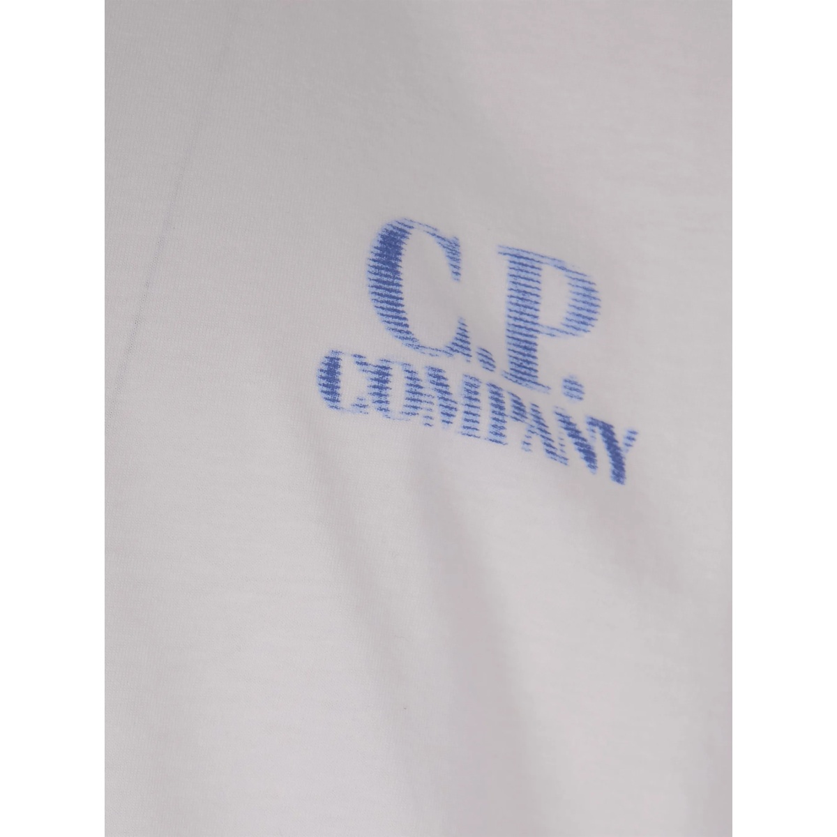 graphic T-shirt - Img 3