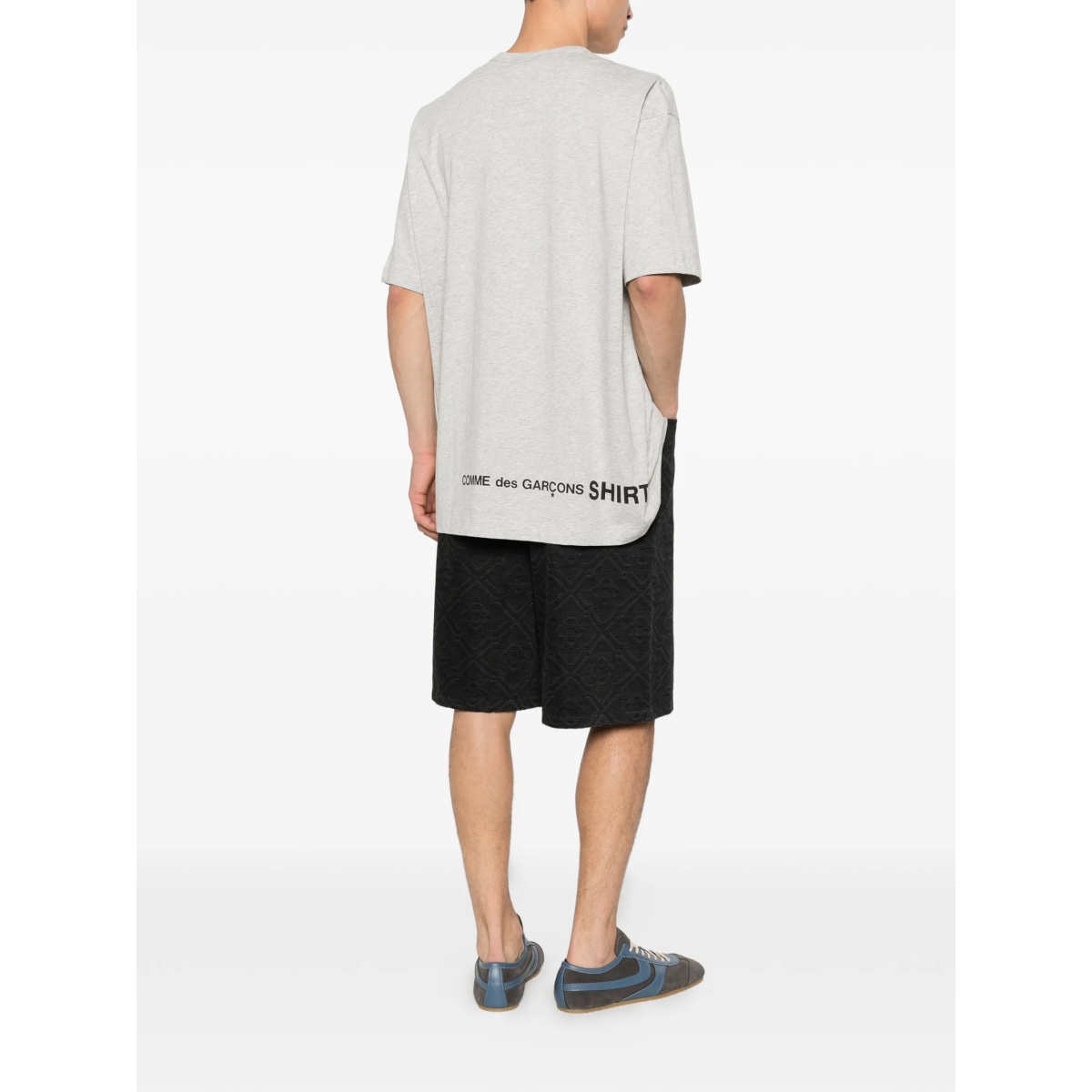 grey T-shirt - Img 2