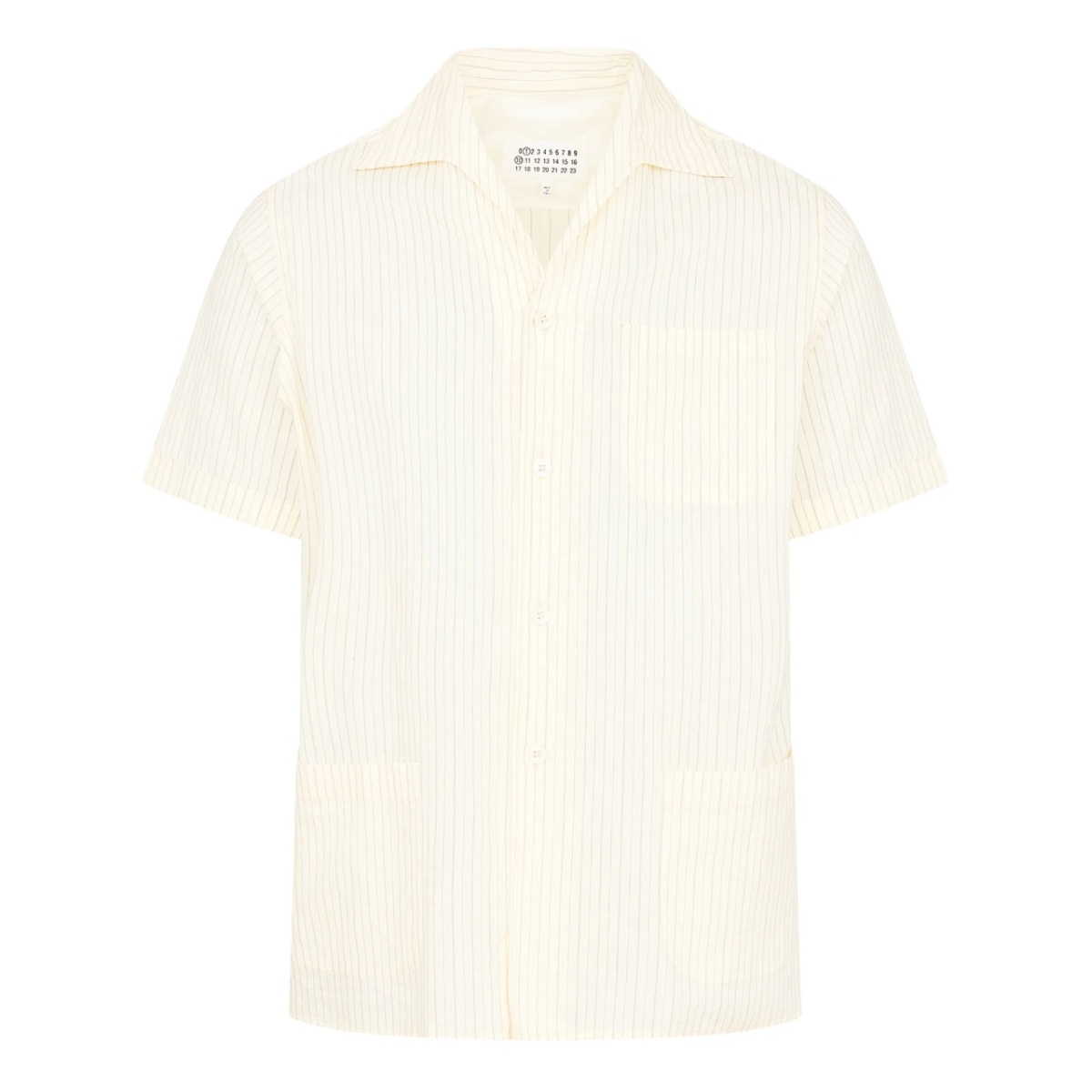 short-sleeved shirt