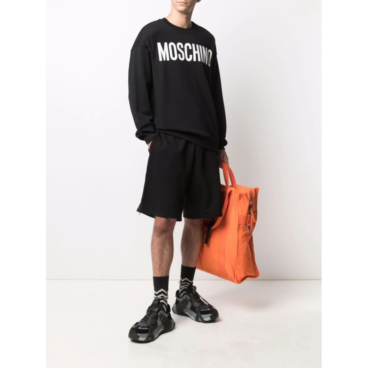 side-zip detail track shorts - Img 2
