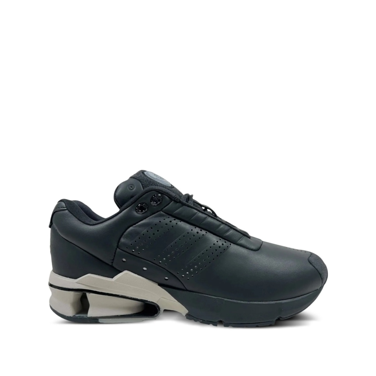 A3 sneakers