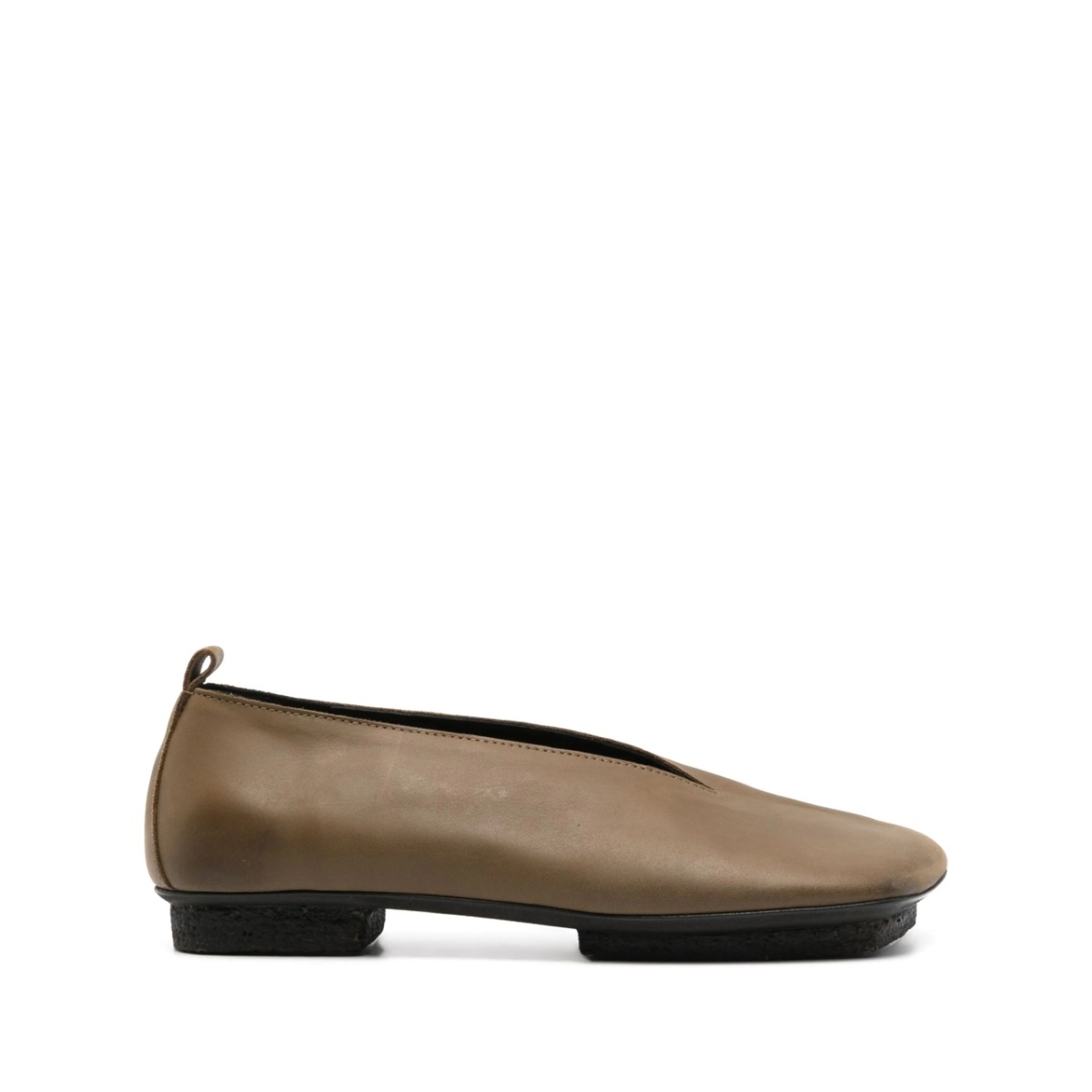 asymmetric-toe ballet shoes