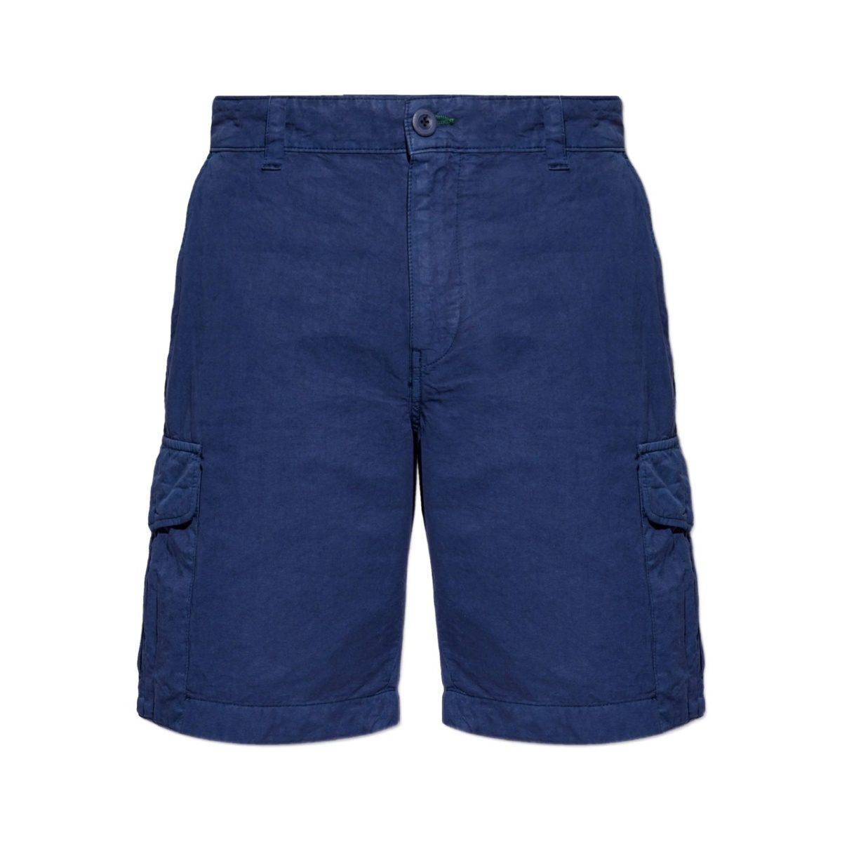 buttoned shorts