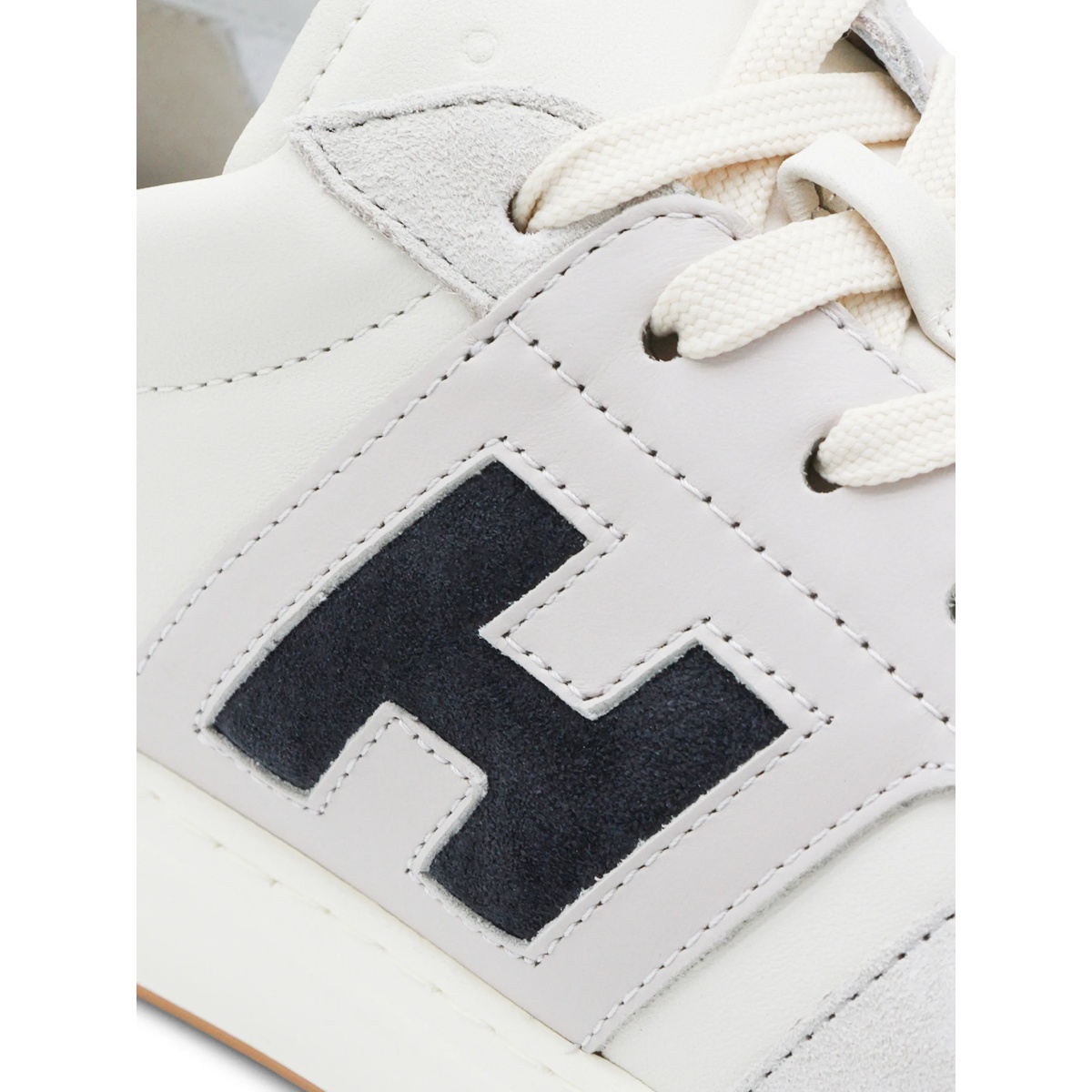 Grand Central perforated sneakers - Img 4