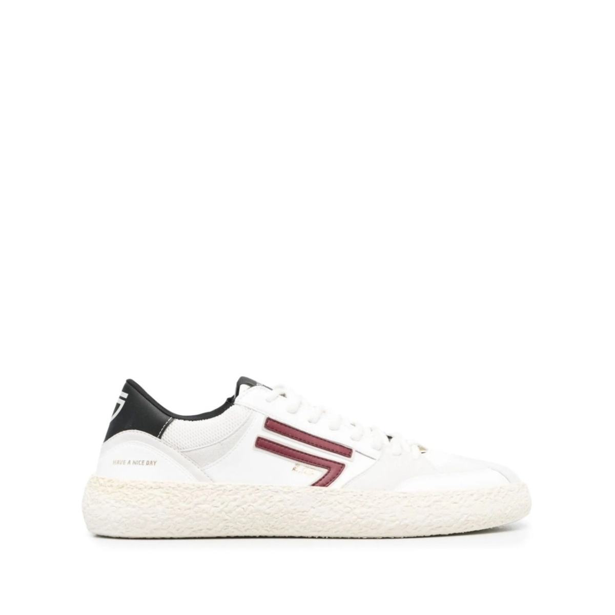 low-top lace-up sneakers