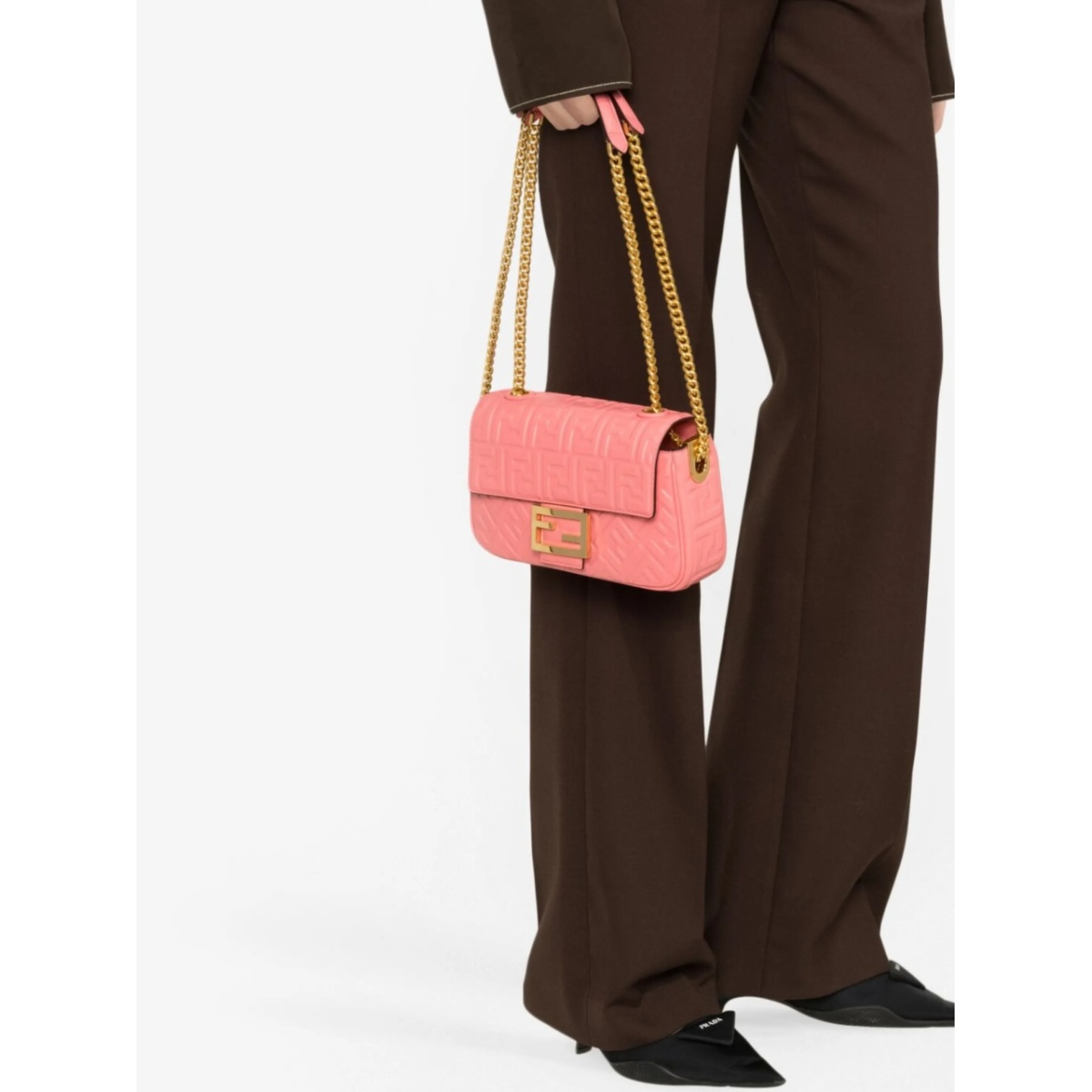medium Baguette Chain shoulder bag - Img 3