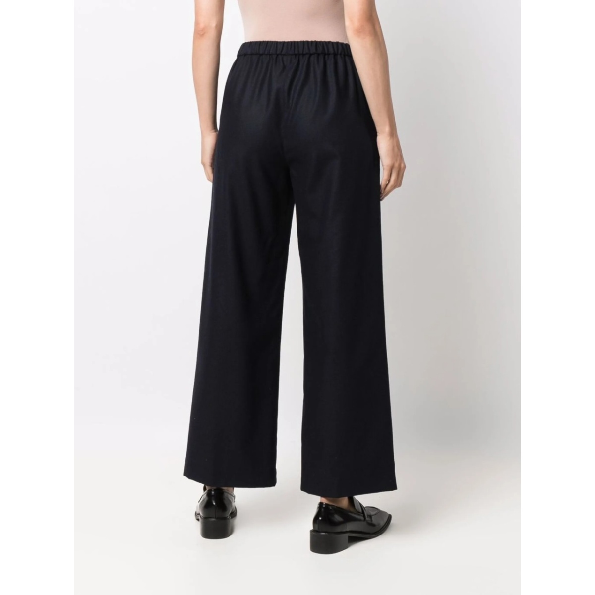 wide-leg trousers - Img 4