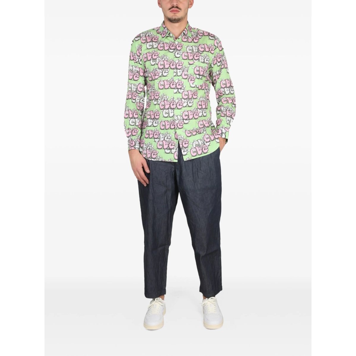 x KAWS graphic-print shirt - Img 2