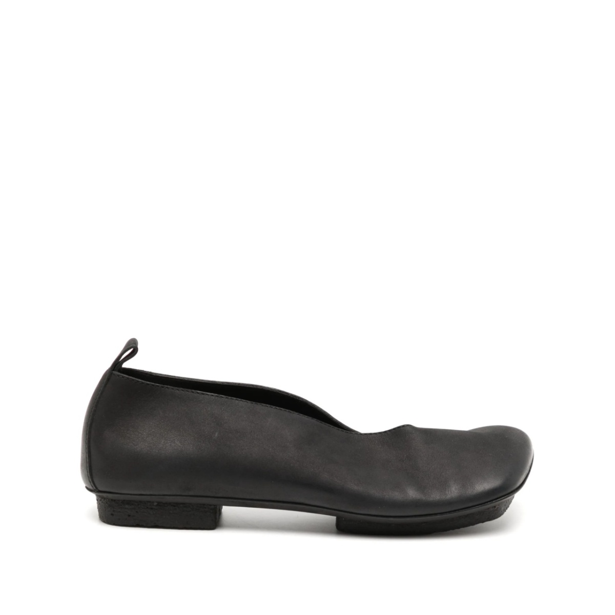 asymmetric-toe leather ballerinas