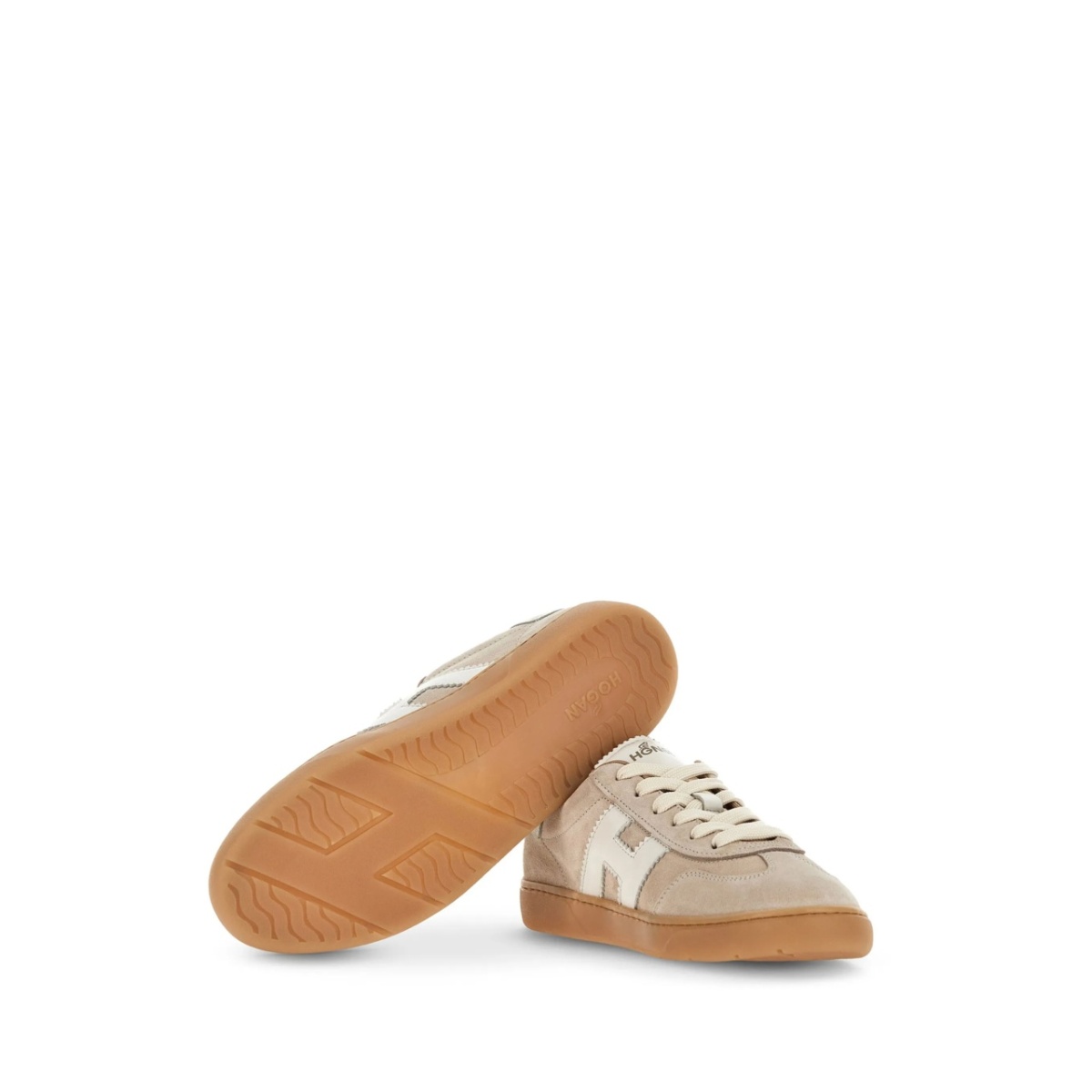 Cool suede low-top sneakers - Img 4