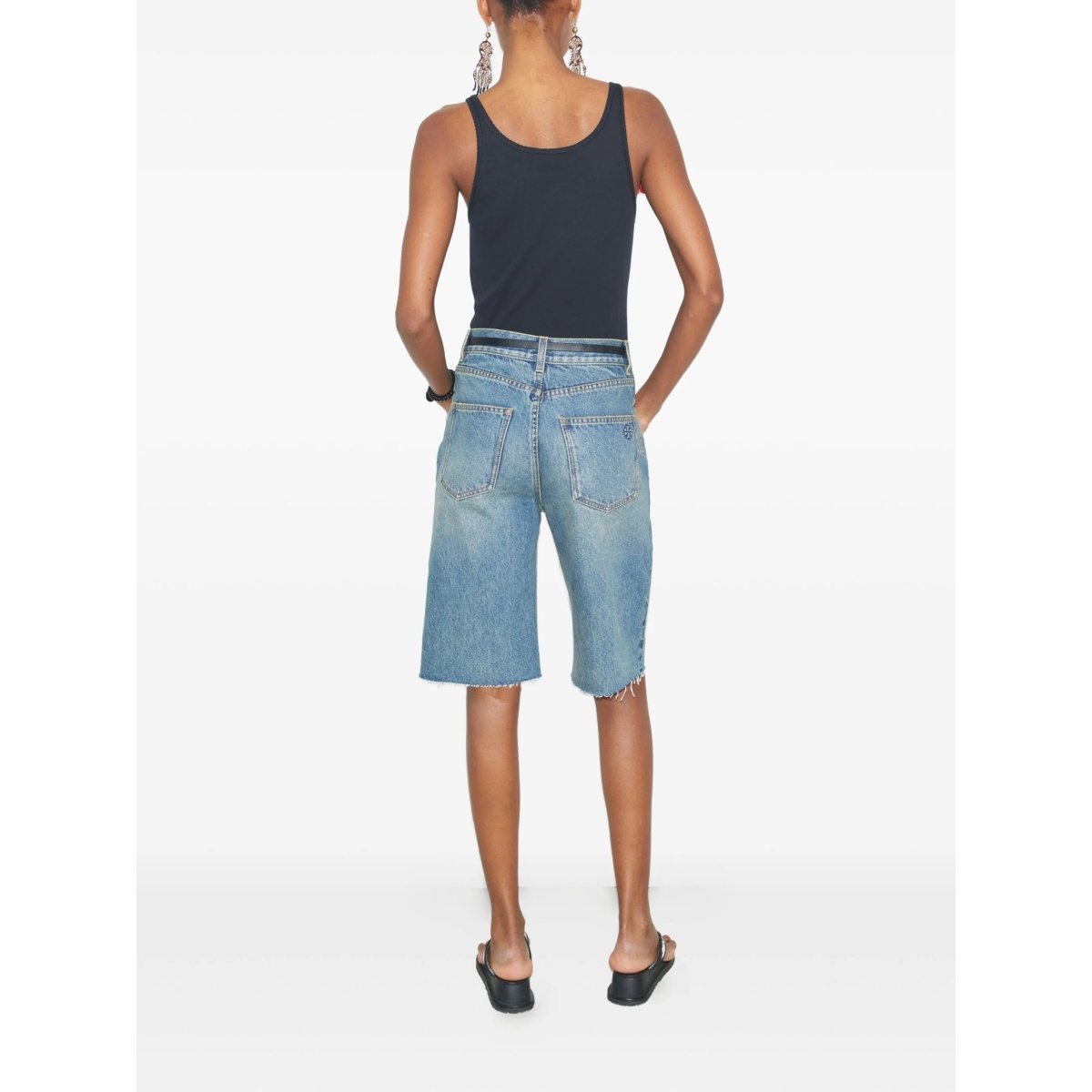 distressed denim shorts - Img 3