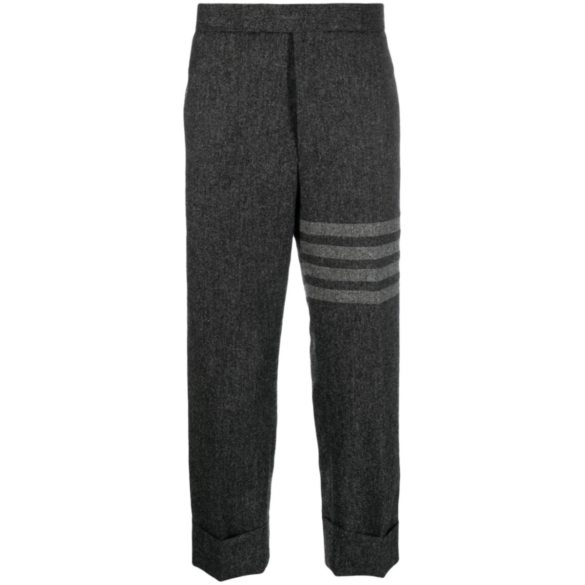 drop-crotch trousers