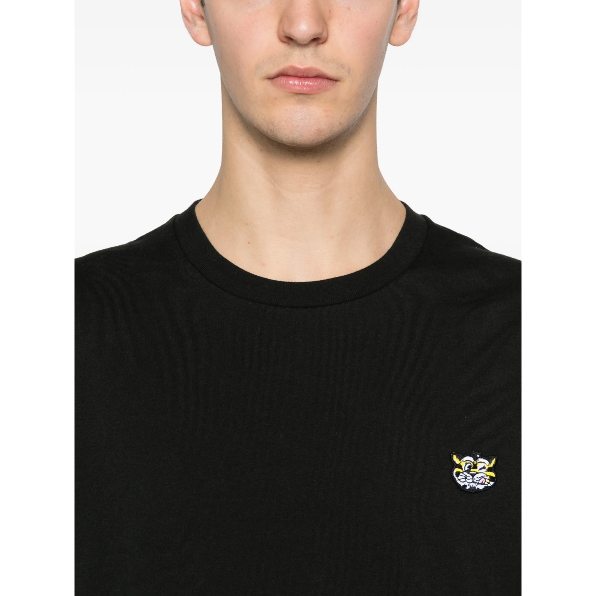 embroidered-patch T-shirt - Img 5