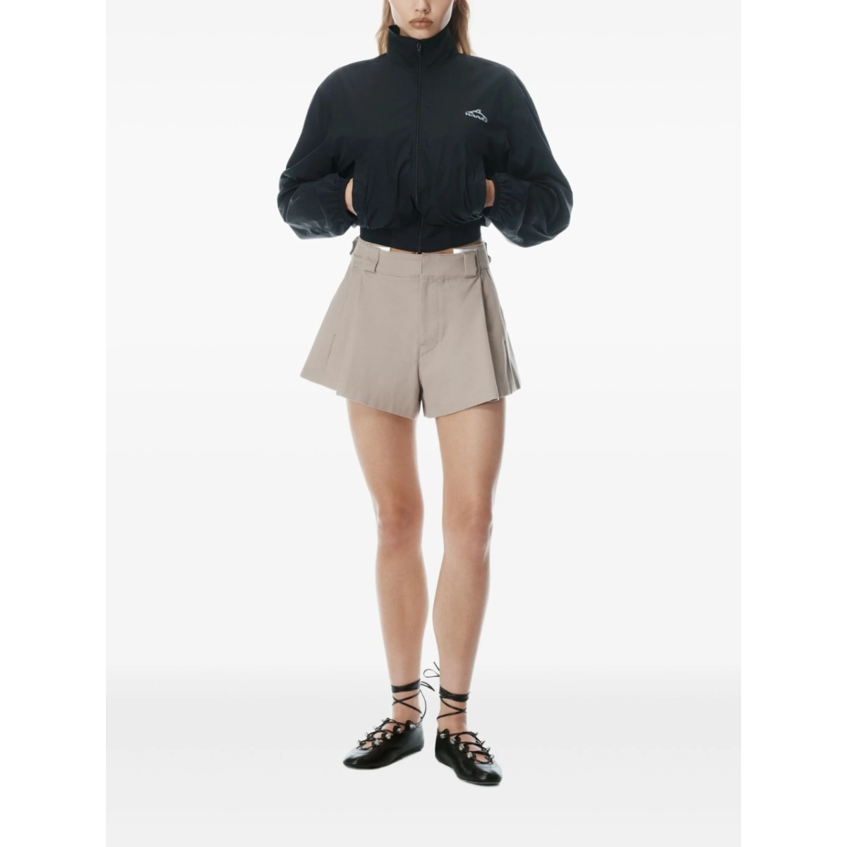 high-waisted pleated shorts - Img 2