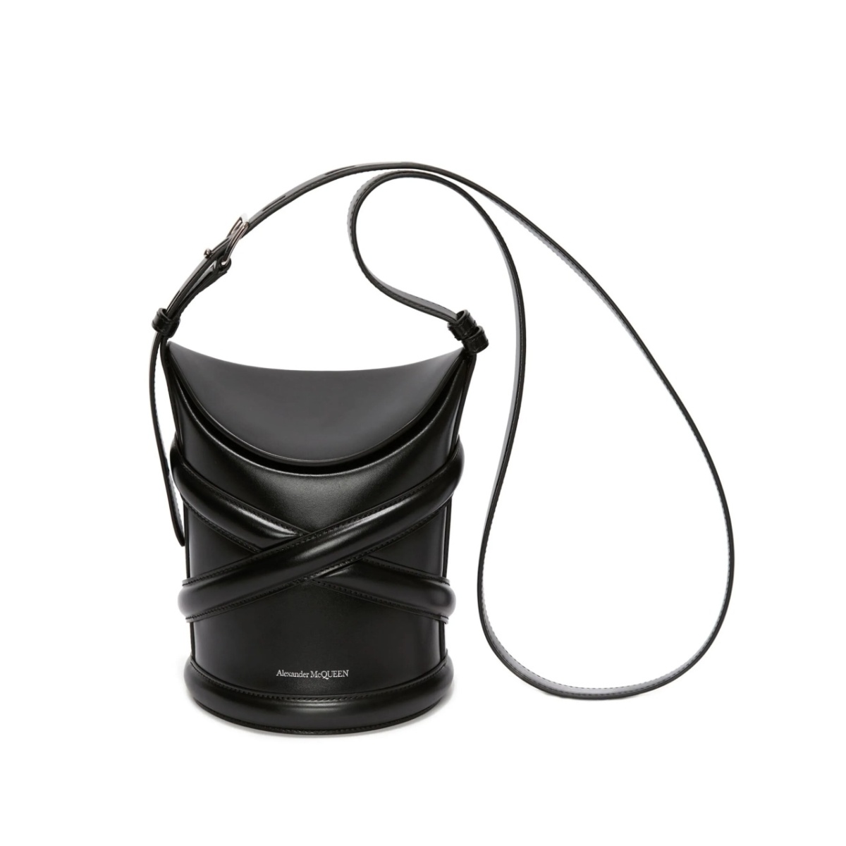 The Curve bucket bag