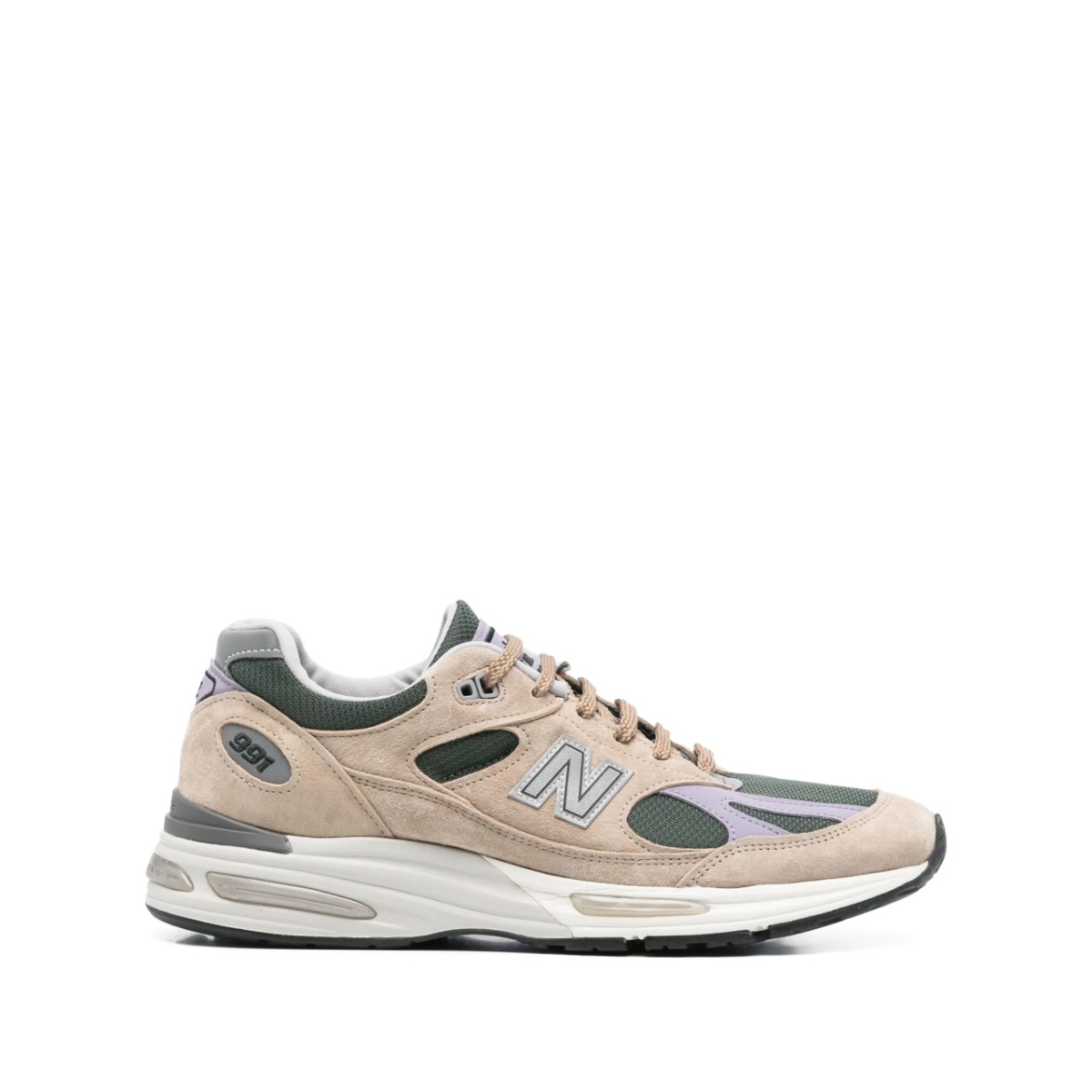 991v2 sneakers
