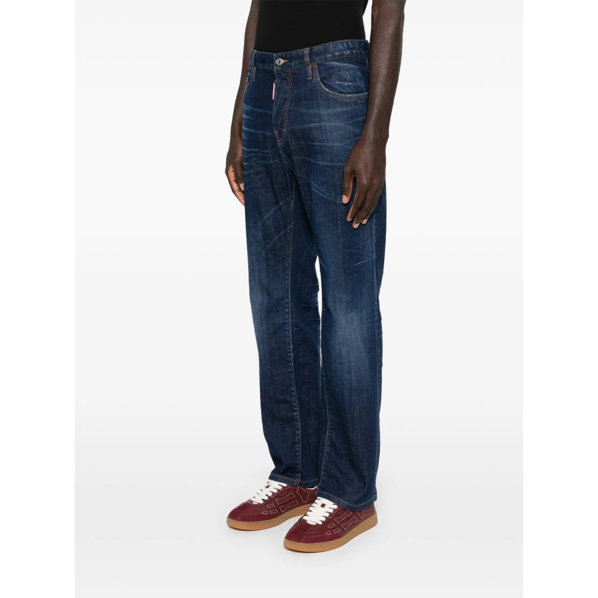 button-fastening jeans - Img 3