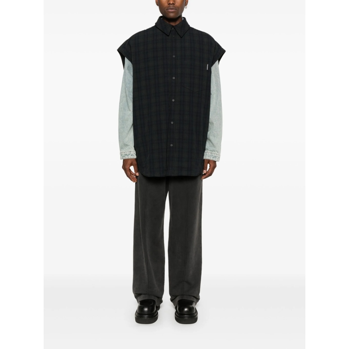 Shirt with removable sleeves - Img 2