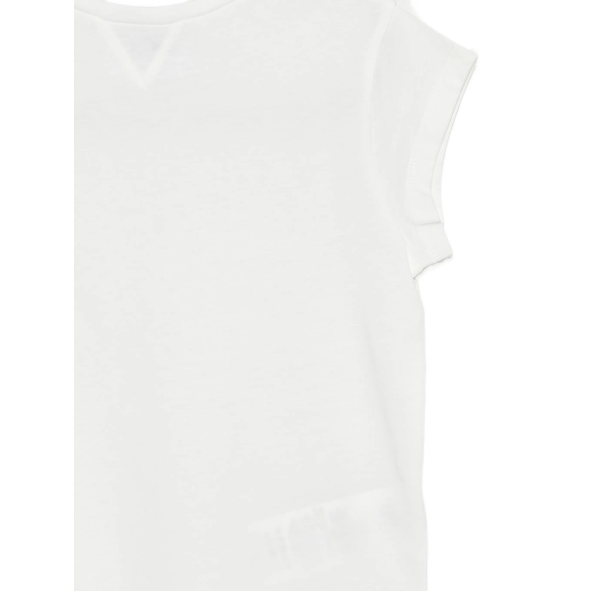 white T-shirt - Img 3