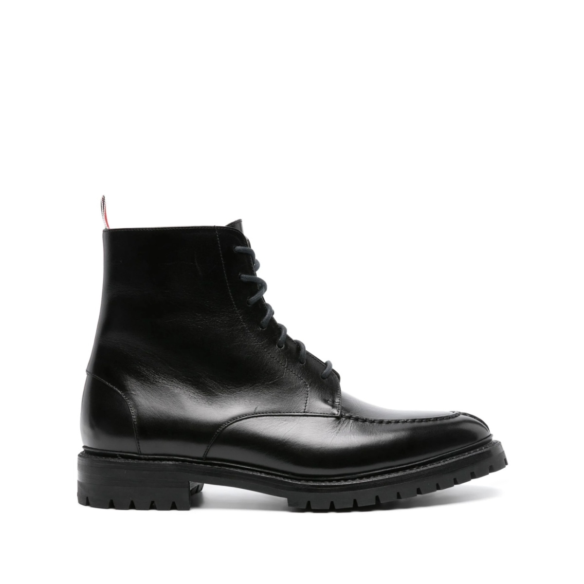 Wingtip leather boots