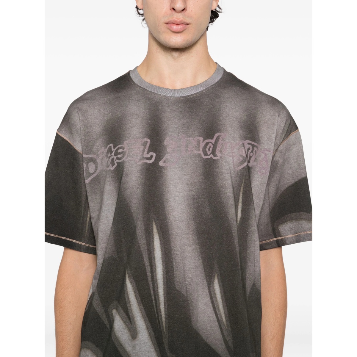 all-over print T-shirt - Img 4